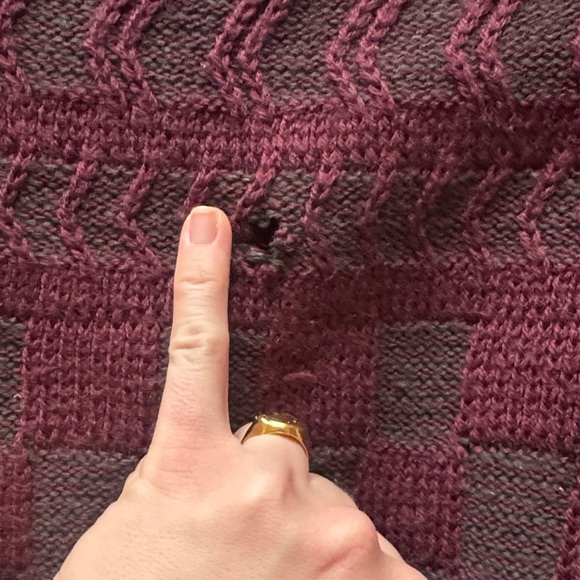 Wool sweater bundle - Picture 12 of 13